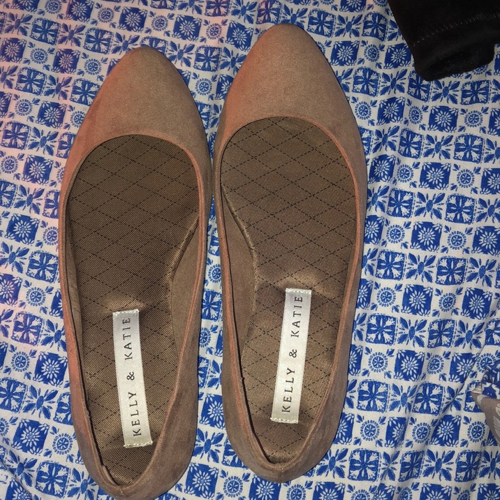 cute flats!